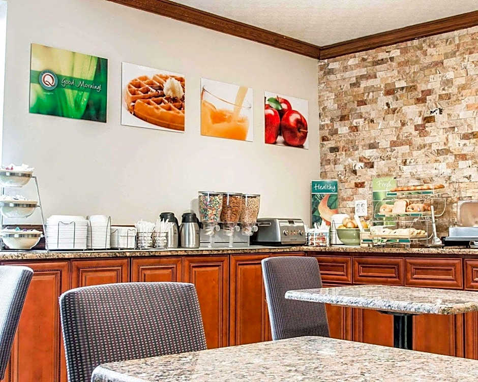 Quality Inn Southfield - Detroit