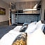B14 Apartments & Rooms