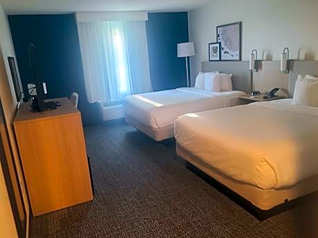 Standard Queen Room