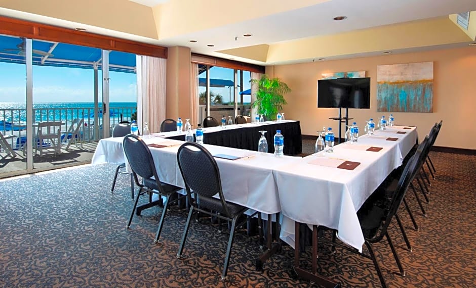 DoubleTree Beach Resort by Hilton Tampa Bay – North Redington Beach