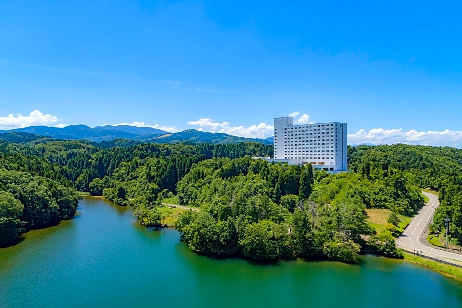 Mercure Toyama Tonami Resort & Spa