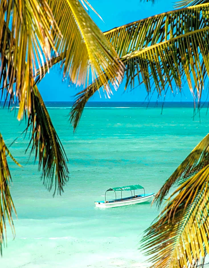 BIANCO AZZURRO Hotel & Restaurant