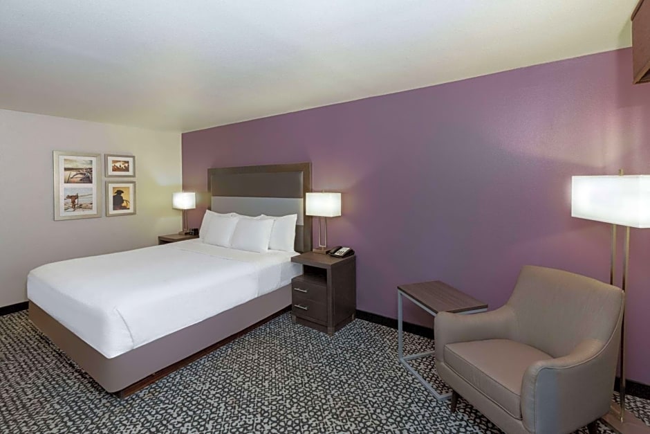 La Quinta Inn & Suites by Wyndham Rockwall