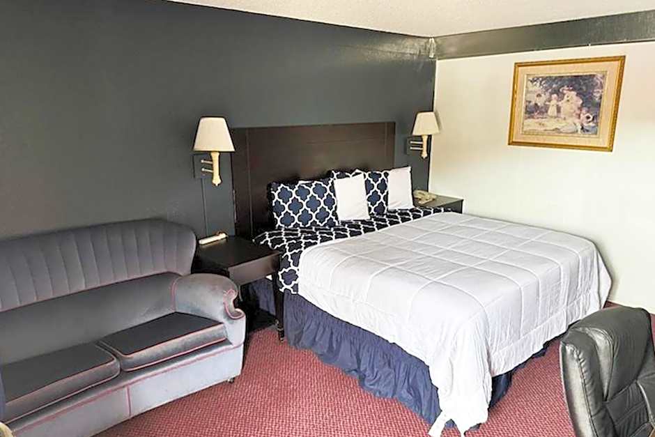 Sky-Palace Inn & Suites Hutchinson