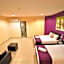 BIZ HOTEL