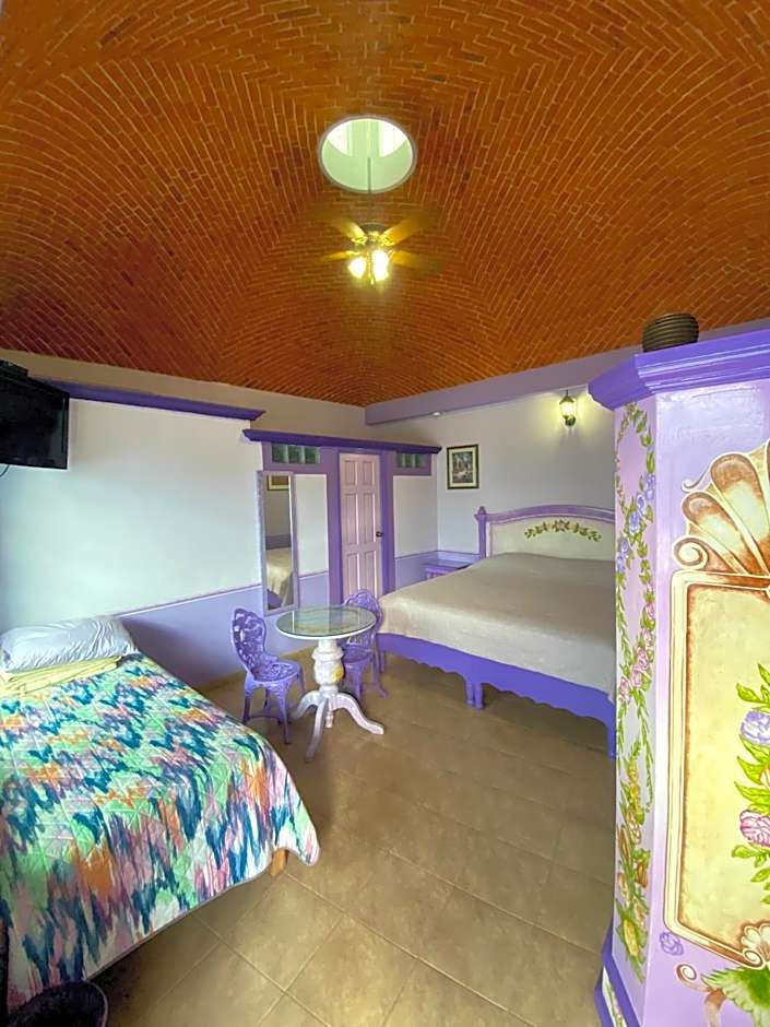 Casa Morada