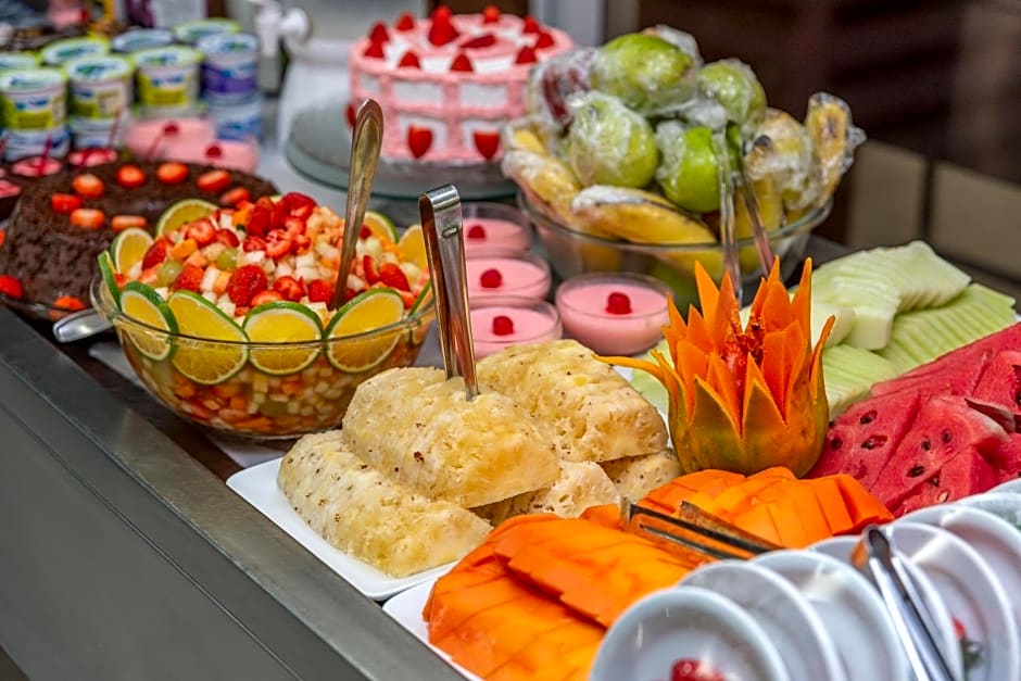 Hotel Brisa Suites Pajucara