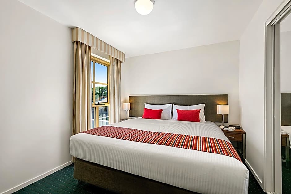 Melbourne Carlton Central Apartment Hotel Official
