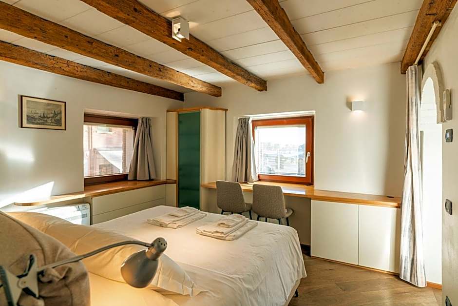 La finestra sul Ponte by Postcardsfrom