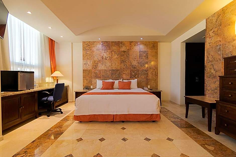 Photo 1 of 4 of Deluxe Suite
