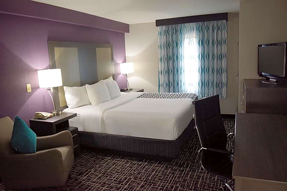 La Quinta Inn by Wyndham West Long Branch/NJ Shore Area