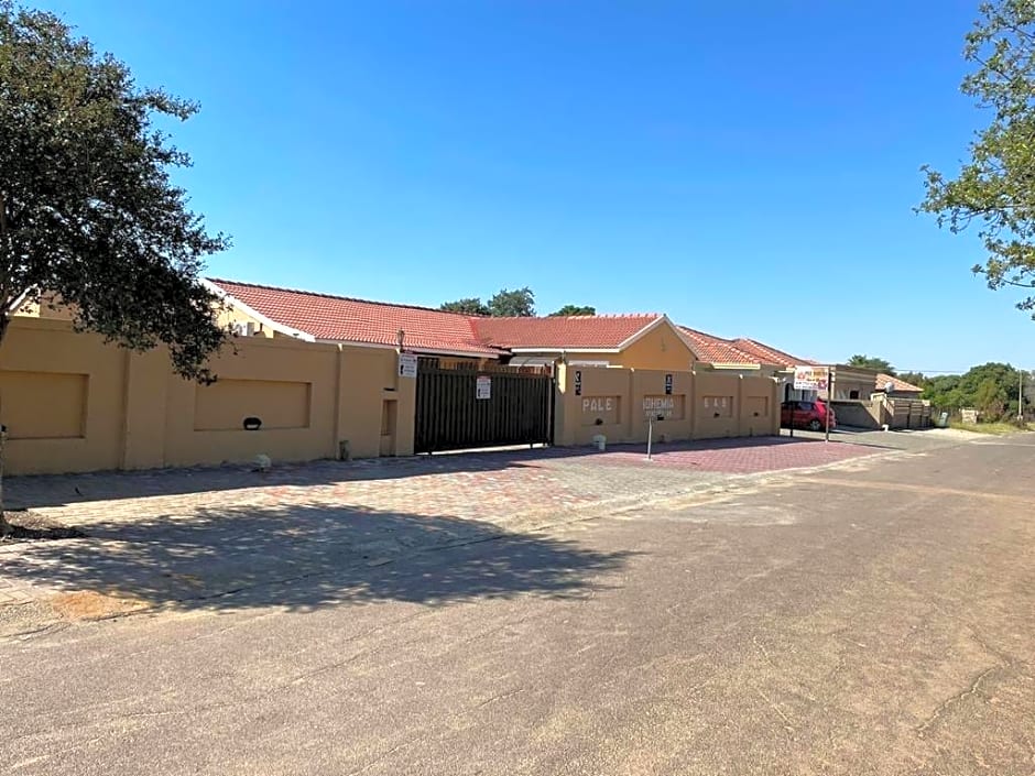 Pale Bohemia Bed And Breakfast