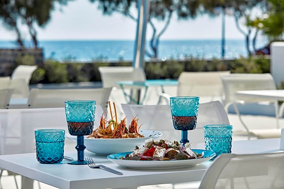 Aqua Blue Beach Hotel