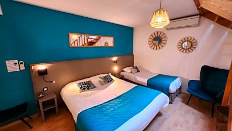 Mezzanine Room for 5 People