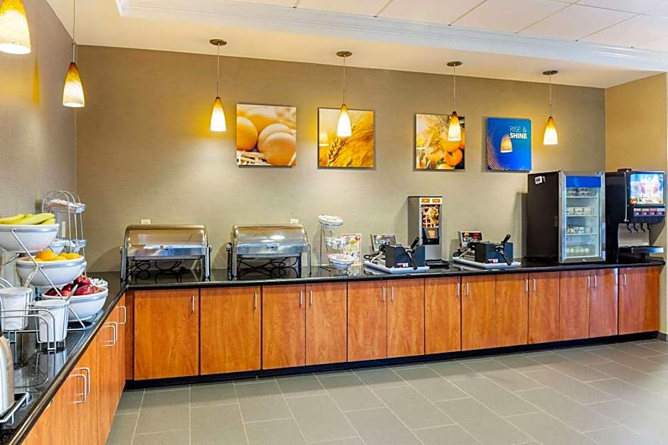 Comfort Suites Lancaster Amish Country