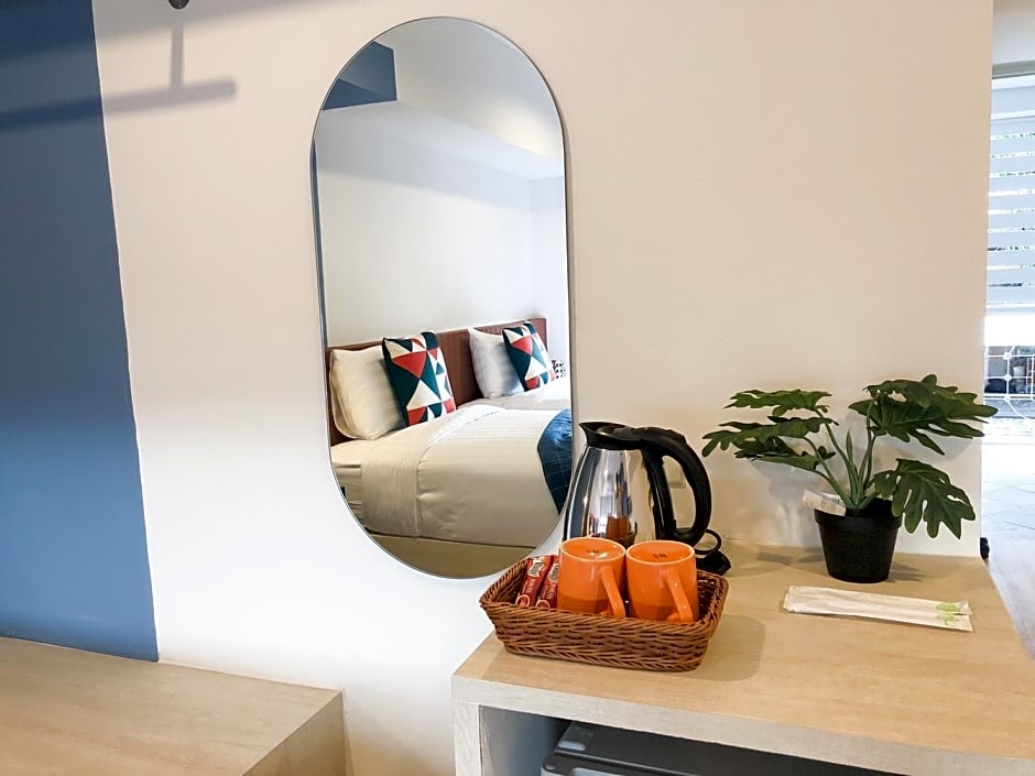 Saffron Hill Minburi