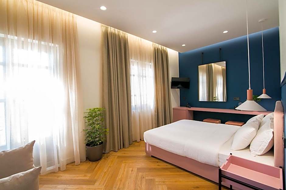 Ederlezi Zoubourlou Aparthotel