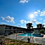 Mid Towne Inn & Suites