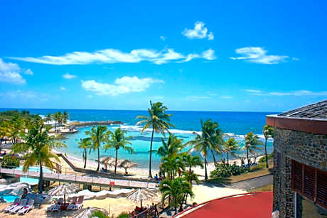 Studio Bô Soley Saint-François Piscine & Plage les pieds dans l'eau
