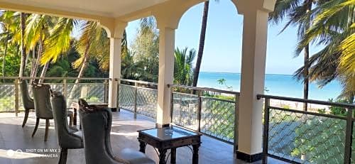 Pwani Beach Hotel & Apartments