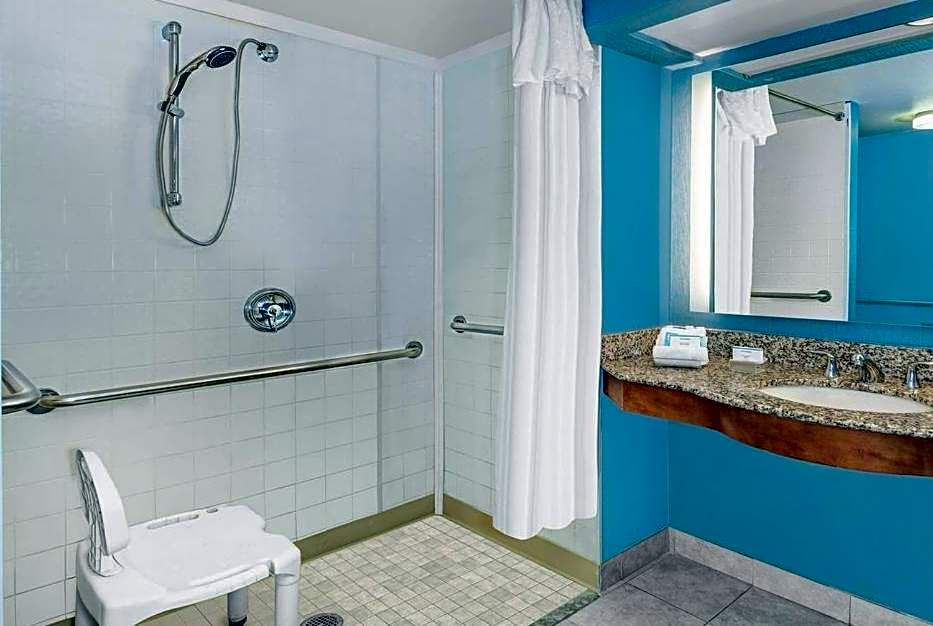 MainStay Suites Phoenix North – Phoenix, AZ