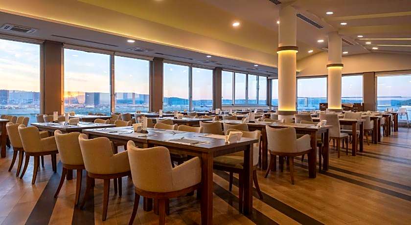 Parion Hotel