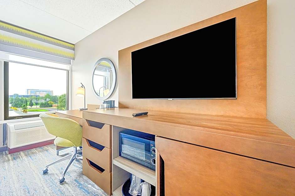 Hampton Inn By Hilton St. Louis/Westport