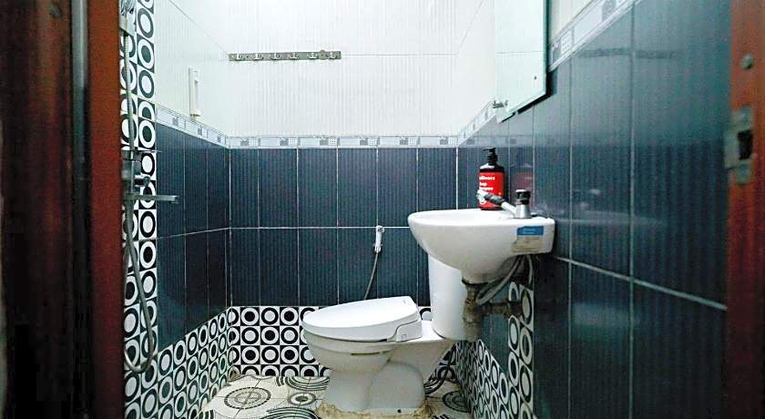 OYO 2630 Wisma Fahza Syariah