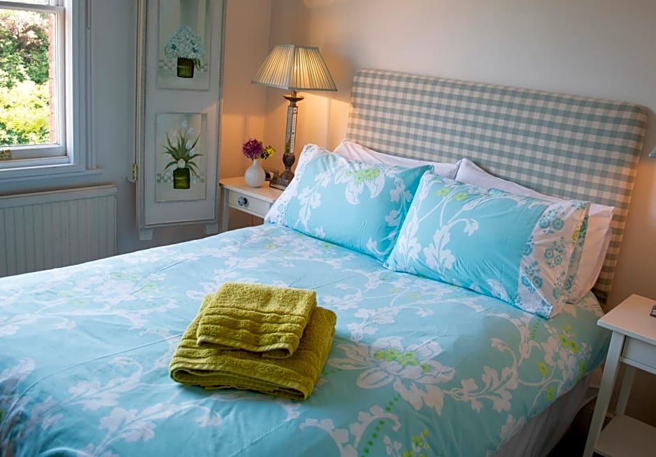 The Hollies Bed and Breakfast