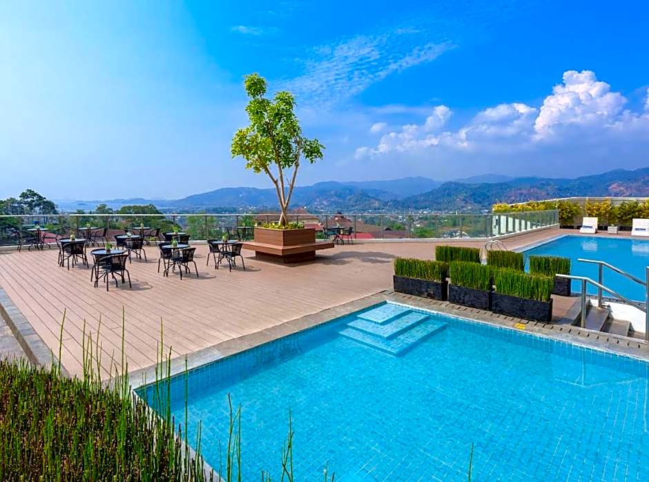 GOLDEN TULIP SPRINGHILL LAMPUNG