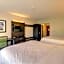 Holiday Inn Express And Suites Auburn Downtown By IHG