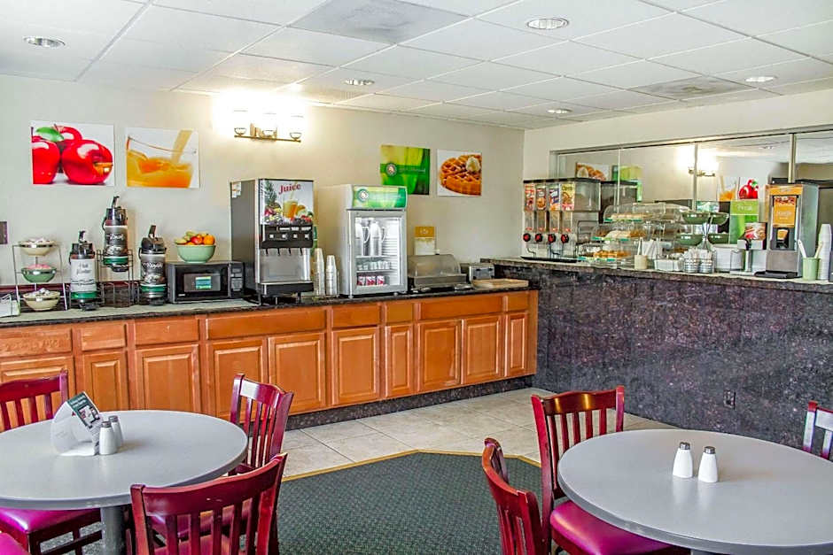 Quality Inn & Suites Longview Kelso