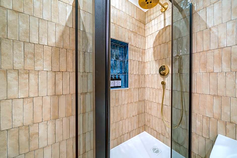 Hotel Brattia, Adults Only