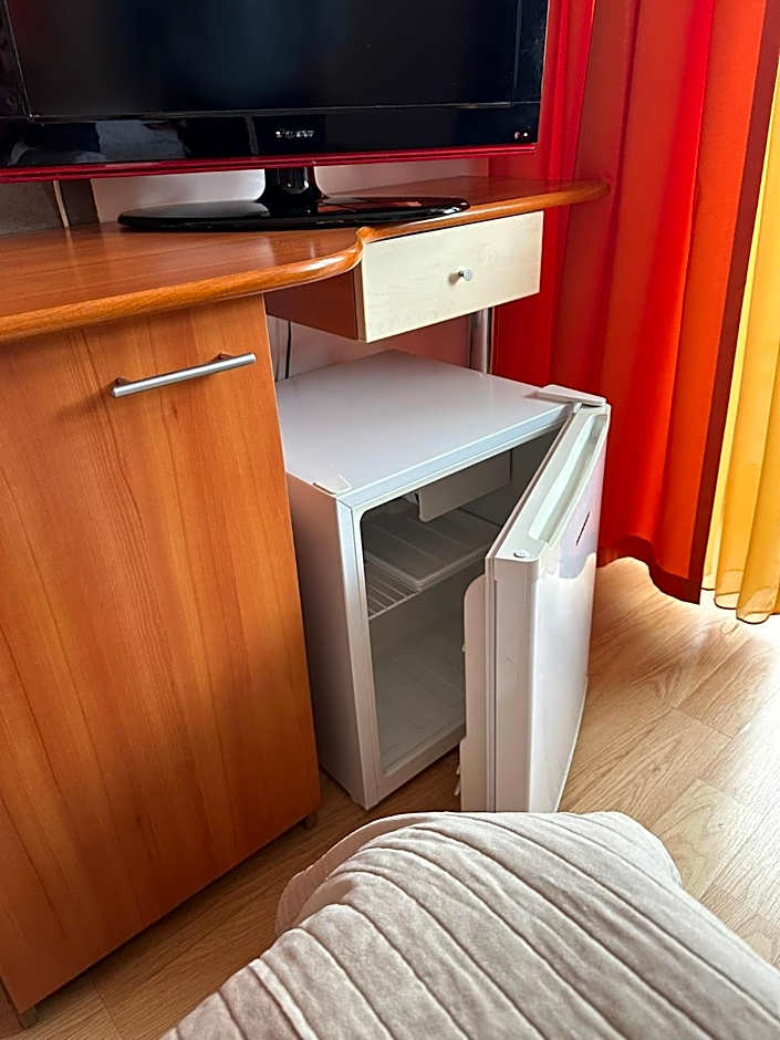 restaurant motel dolorean