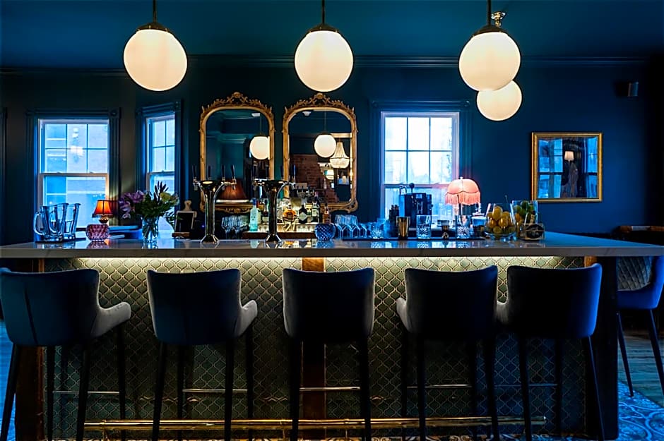 Slaymaker & Nichols Gastro House & Inn