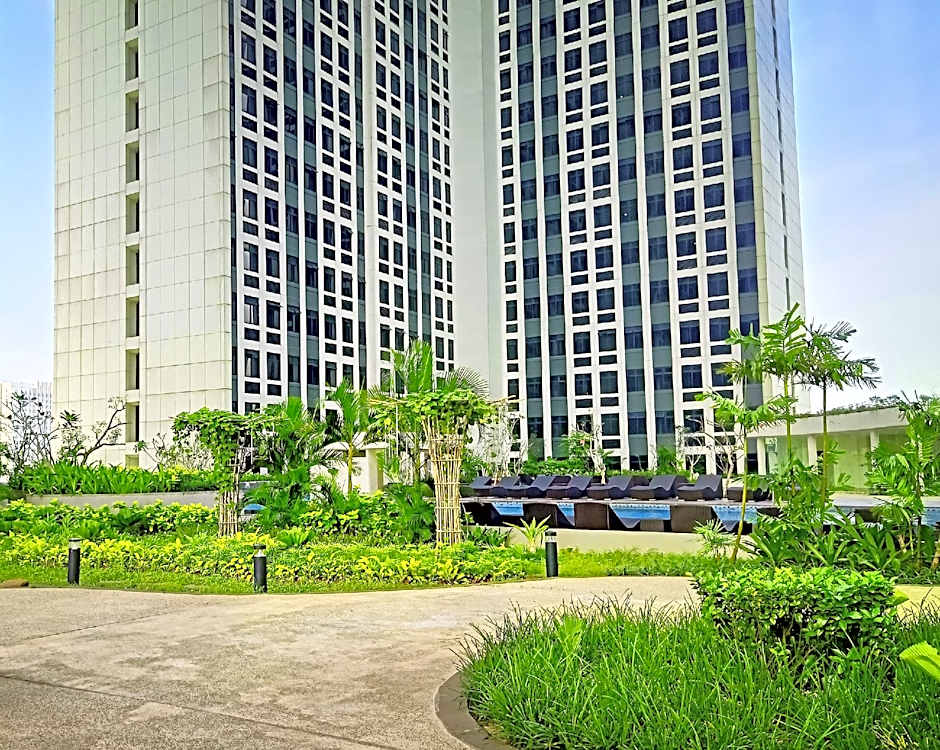 Louis Kienne Hotel Cikarang
