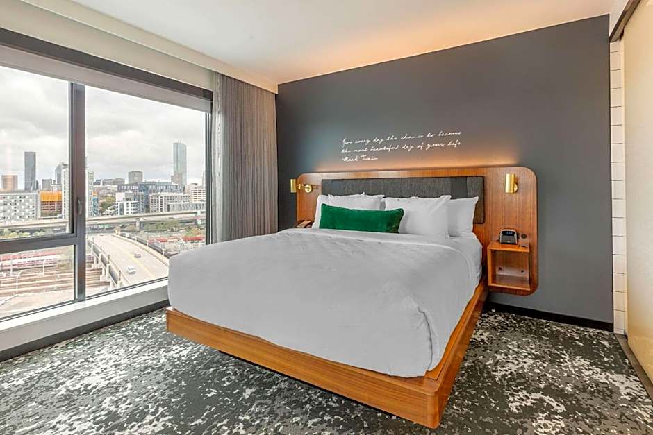 Cambria Hotel Boston Downtown-Seaport