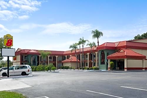 Super 8 by Wyndham Clearwater/US Hwy 19 N