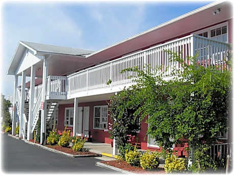 The Burgundy Inn Hotel and Apartments
