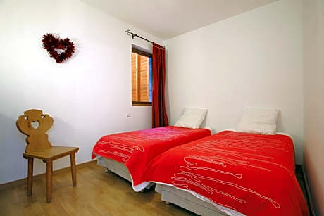 Apartment (2-8 Adults)