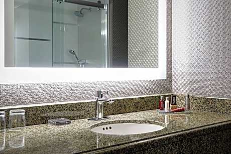 Junior Suite, 1 Bedroom (1 King Bed)