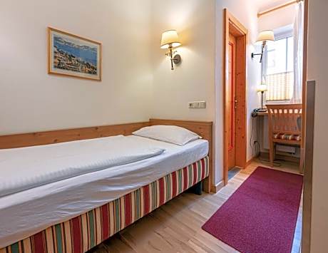Budget Single Room