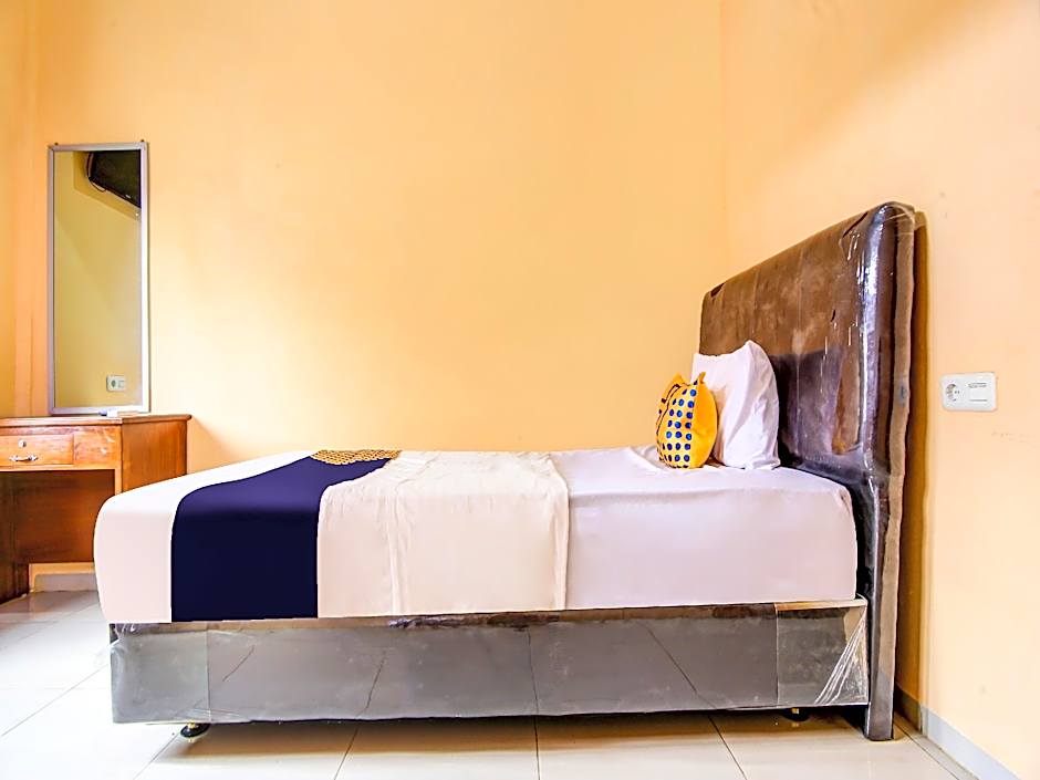 OYO Life 90433 Serasi Kost