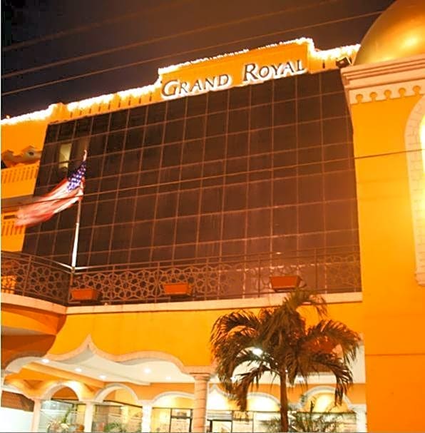 Grand Royal Tampico