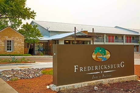 Fredericksburg Inn and Suites