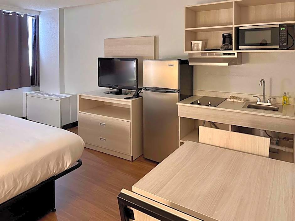 Suburban Studios East Syracuse Carrier Circle