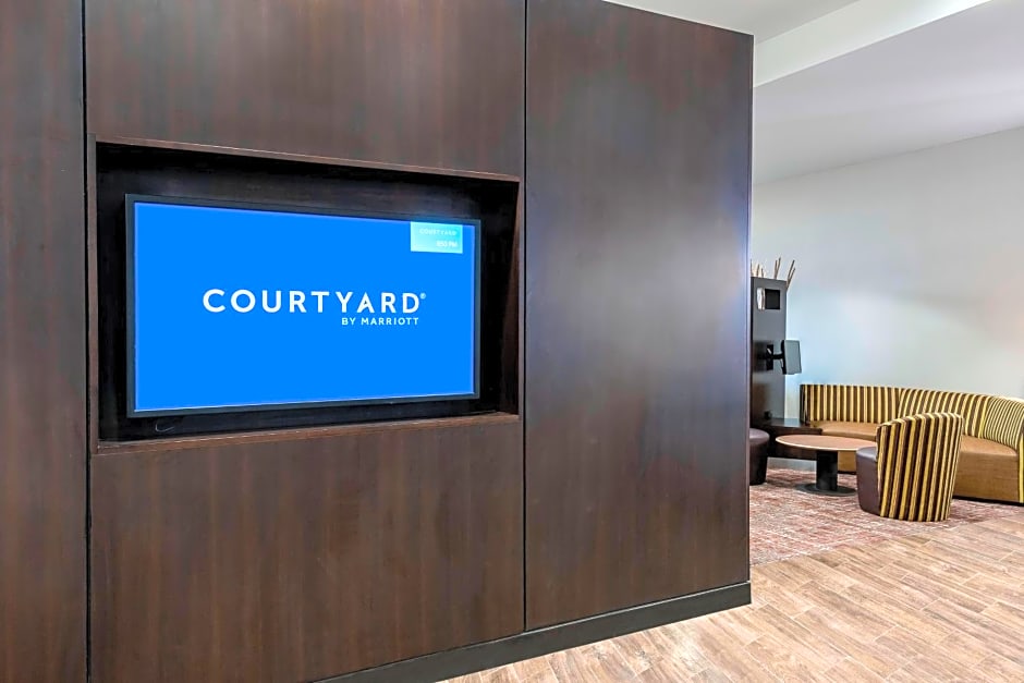 Courtyard by Marriott Fort Wayne Downtown at Grand Wayne Convention Center
