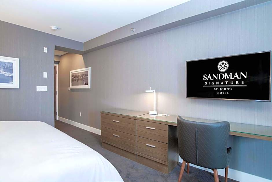 Sandman Signature St. John's Hotel