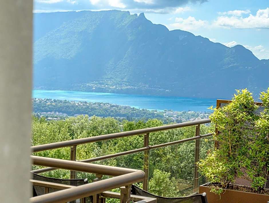 Logis Hôtel Le Bellevue