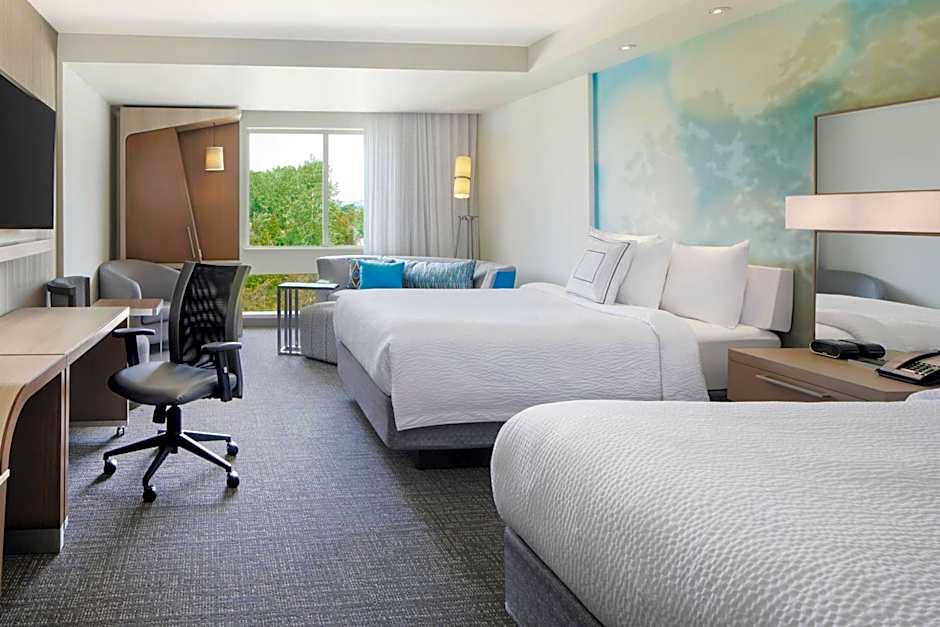 Courtyard by Marriott Wayne Fairfield